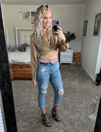 Tristan Twist Knot Collared Cropped Top