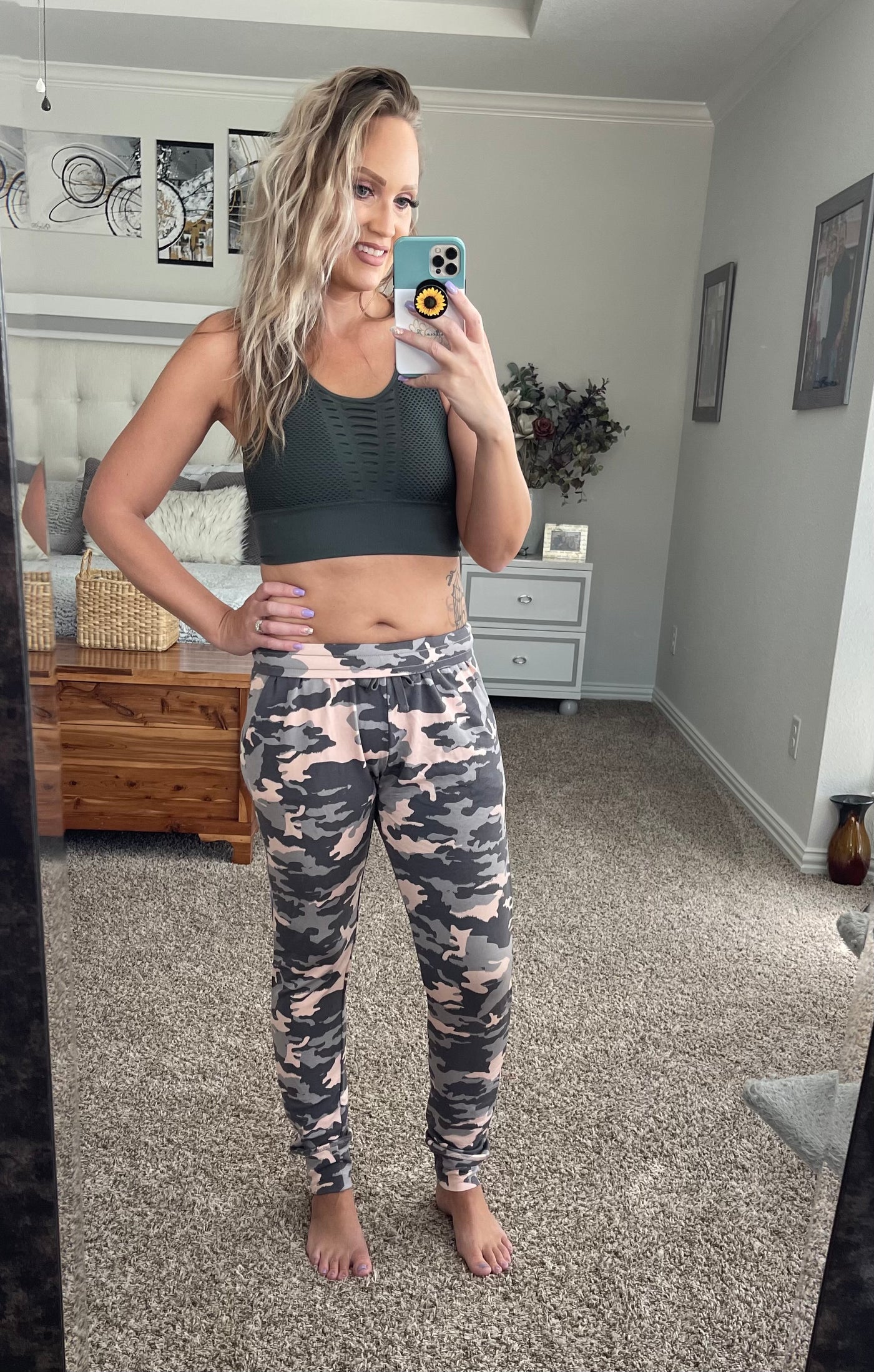 Charlotte Pink Camo Joggers