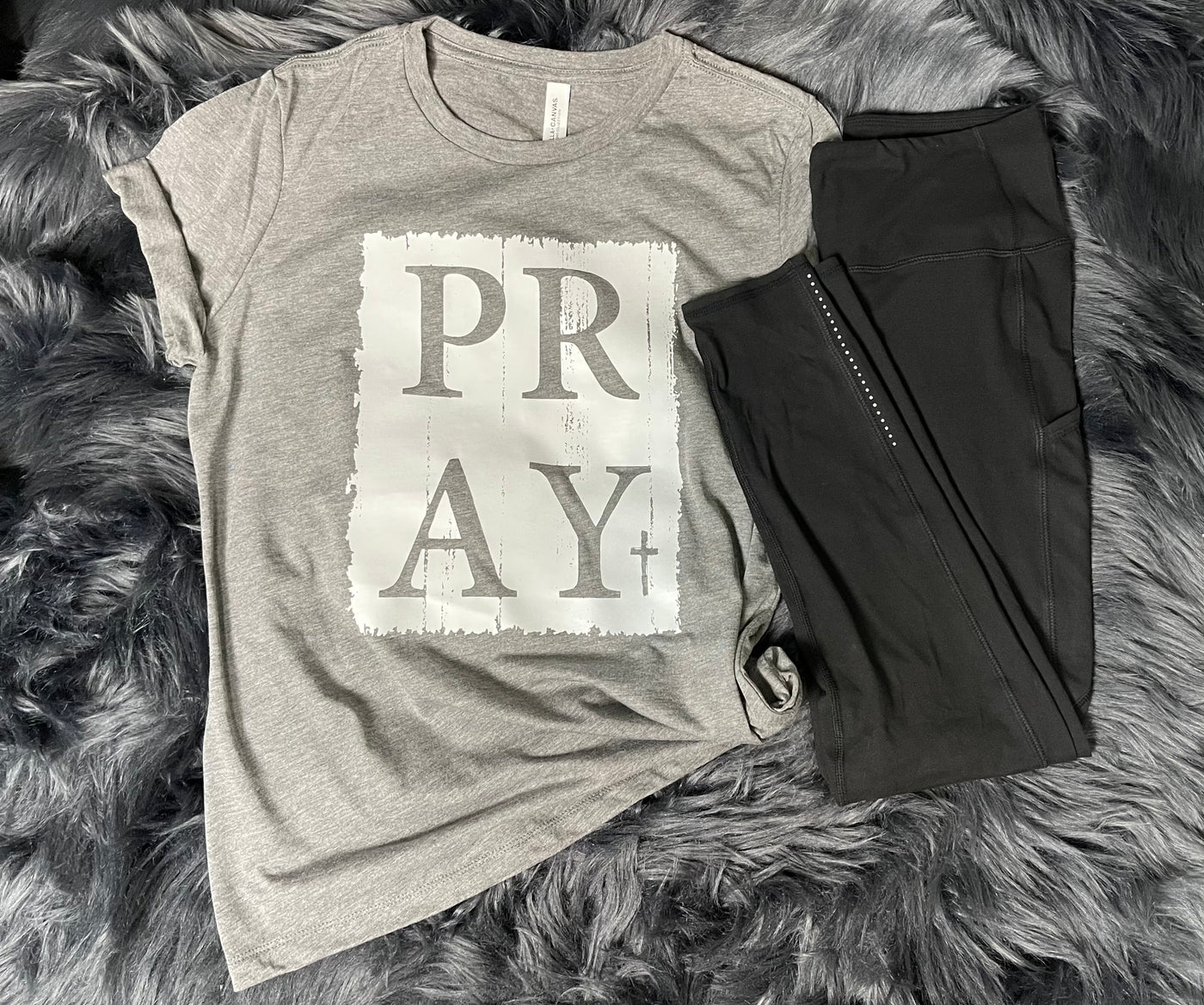 Distressed Pray Graphic top