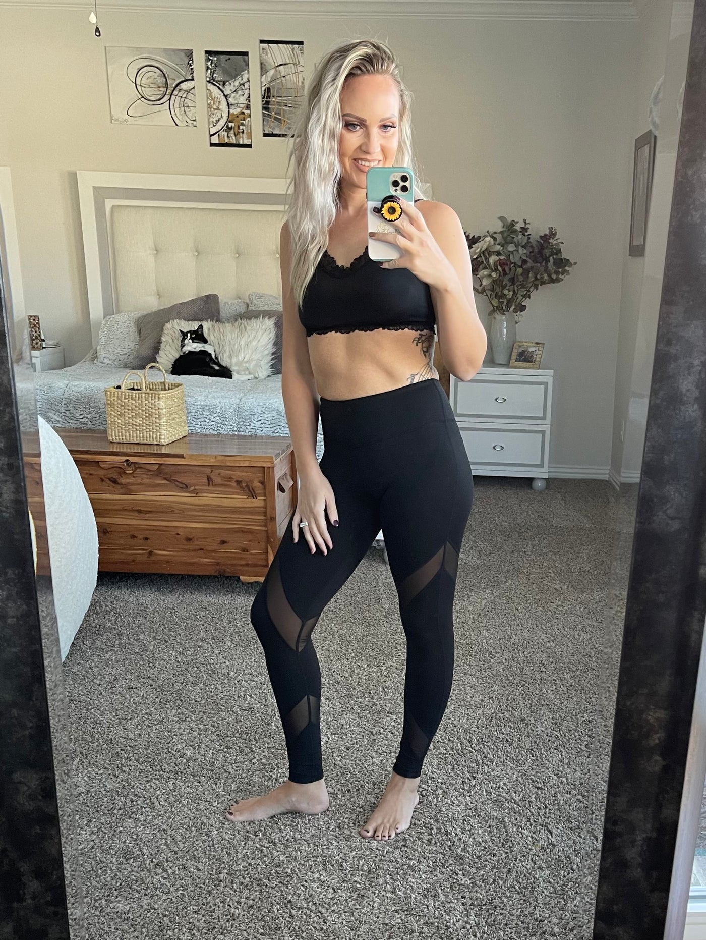 Criss cross mesh insert leggings